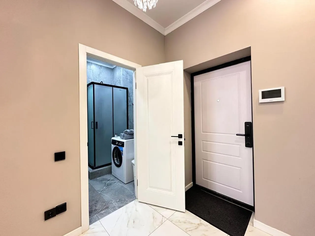 Apartment Comfort City Almaty