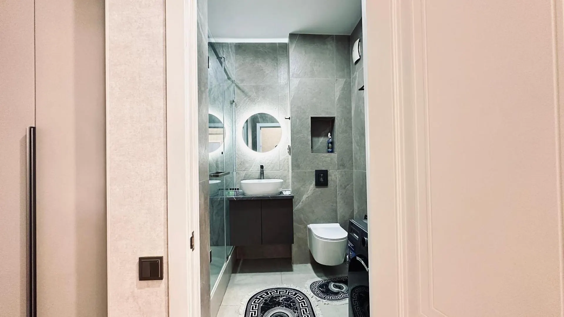 Comfort City Almaty Apartment